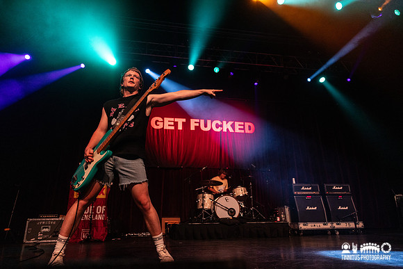 The Chats in concert
