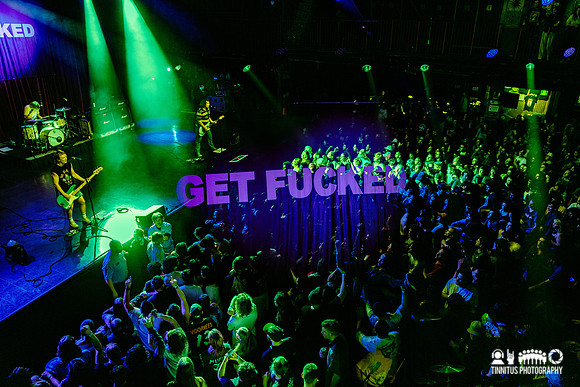 The Chats in concert