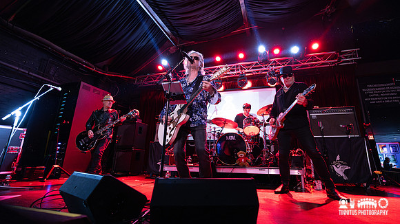 The Mission in concert