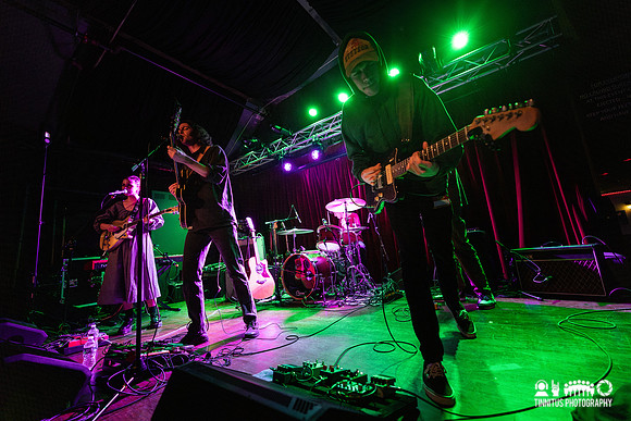 Knifeplay in concert