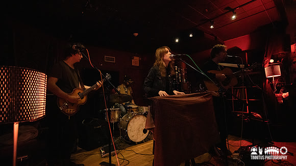Olden Yolk in concert
