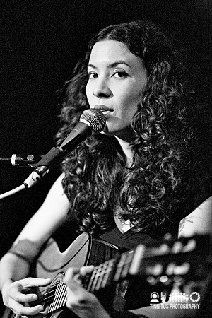 Mia Doi Todd