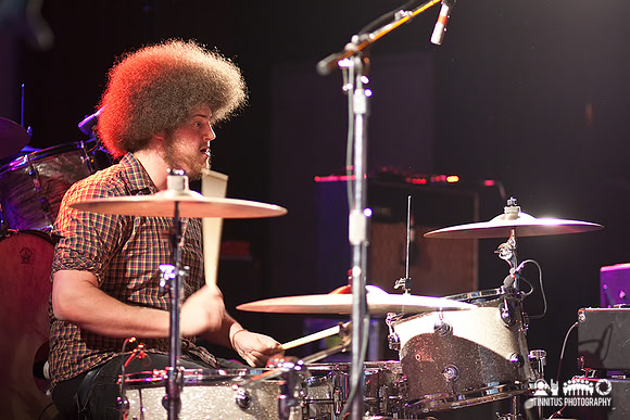 Yuck in concert