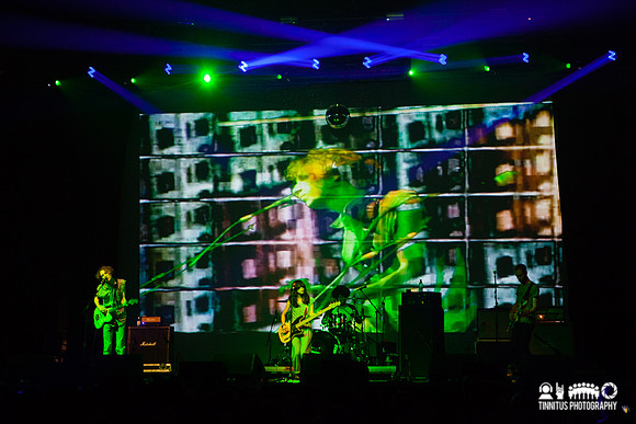 Yuck in concert at ATP's I'll Be Your Mirror festival