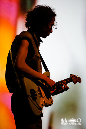 Yuck in concert at ATP's I'll Be Your Mirror festival