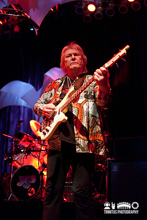 Yes in concert