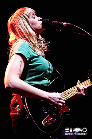 Wye Oak in concert