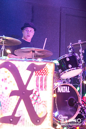 X in concert