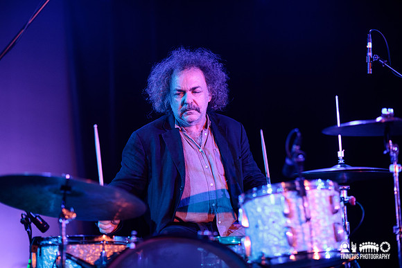 Xylouris White in concert