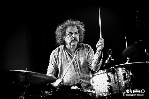 Xylouris White in concert