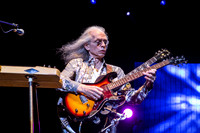 Yes in concert