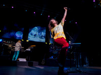 Yes in concert