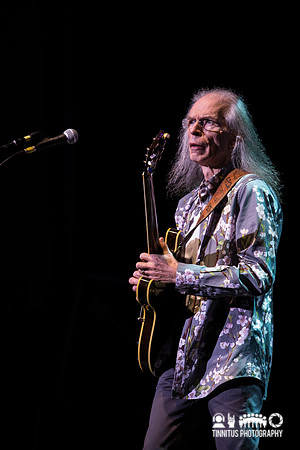 Yes in concert