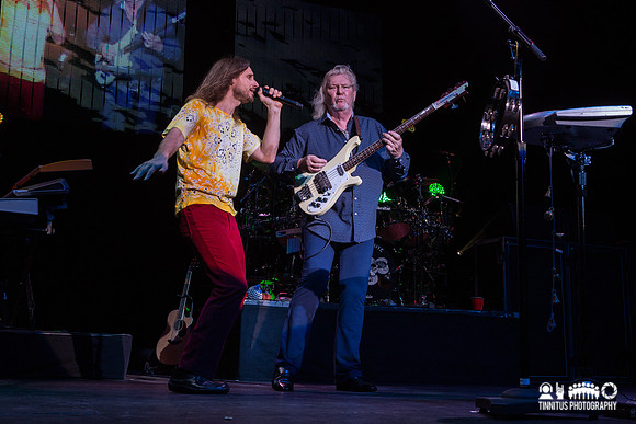 Yes in concert