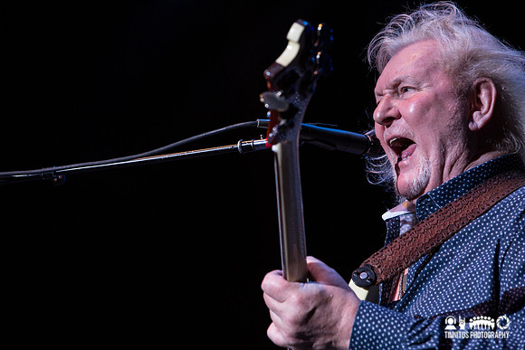Yes in concert