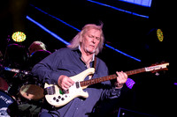 Yes in concert