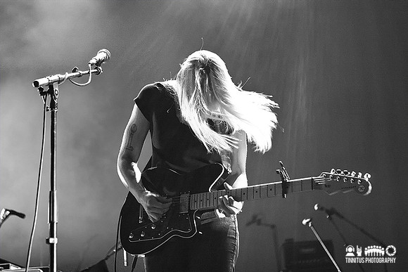 Wye Oak in concert