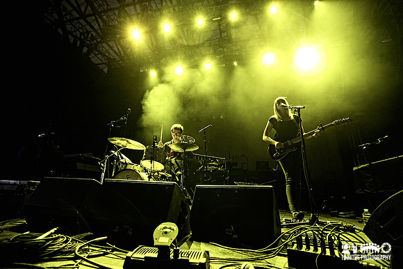 Wye Oak in concert