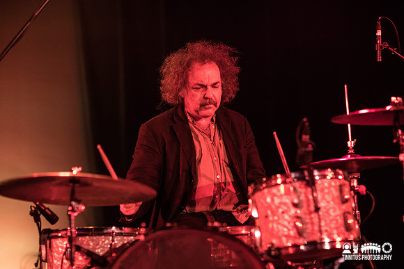 Xylouris White in concert