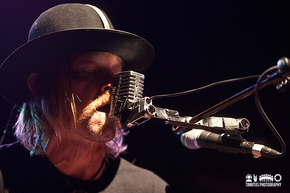 Wovenhand in concert