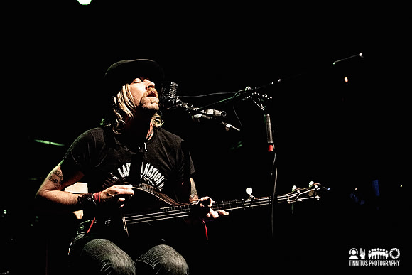 Wovenhand in concert