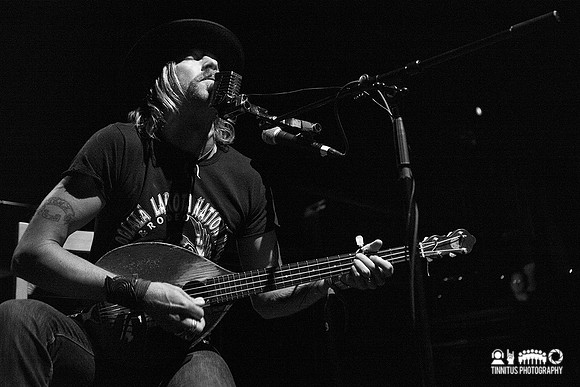 Wovenhand in concert