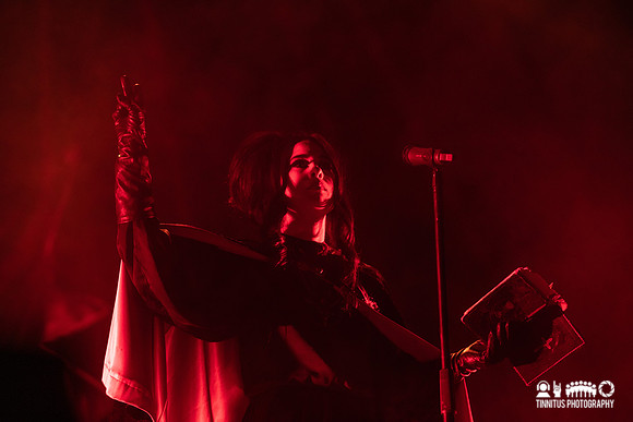 Twin Temple in concert