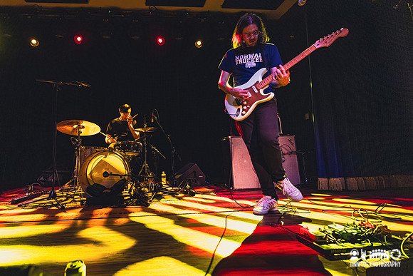 Cloud Nothings in concert