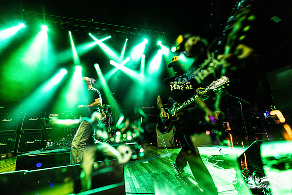 Scissorfight in concert