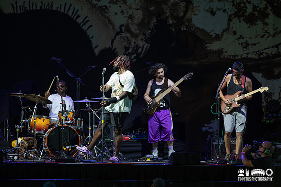 NNAMDÏ in concert