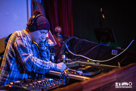 Stuart Braithwaite of Mogwai DJ'ing