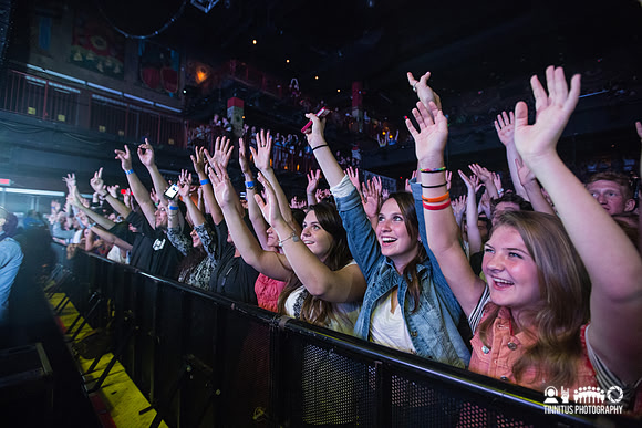 The Vaccines in concert