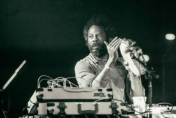 OM in concert