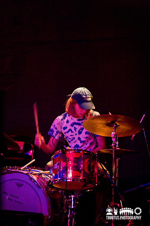 Real Estate in concert