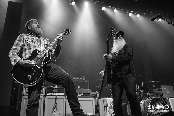 Eagles Of Death Metal in concert