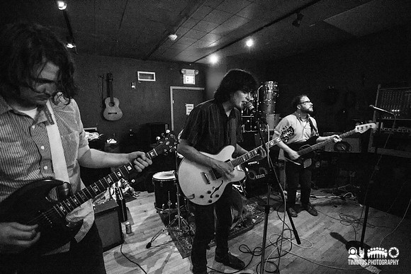 The Mantles in concert