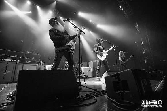 Eagles Of Death Metal in concert