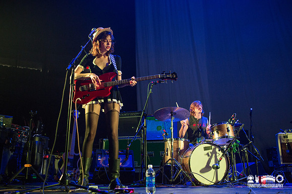 Ghost Of A Saber Tooth Tiger in concert