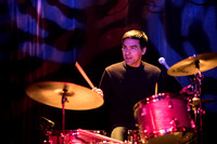 EZTV in concert