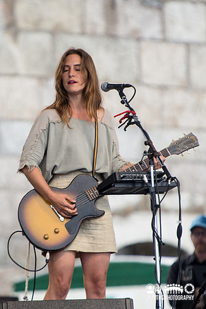 Feist in concert