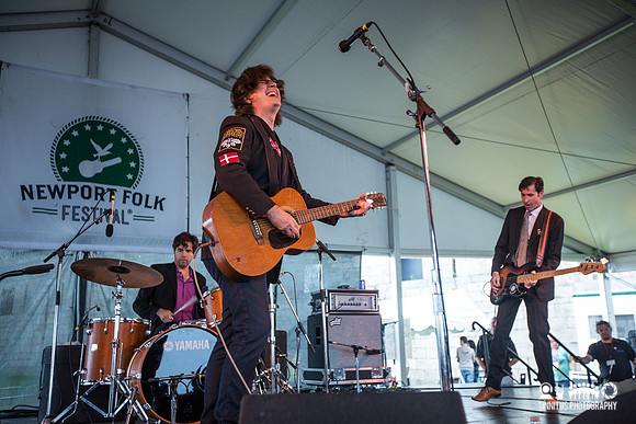The Mountain Goats in concert