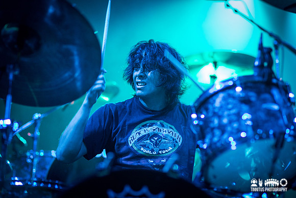 Heavy Blanket in concert