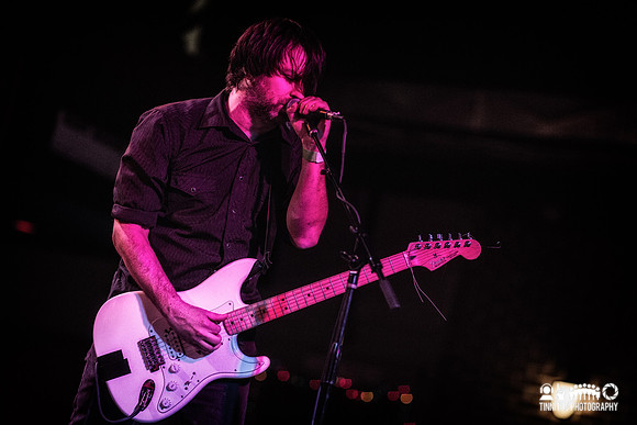 Six Organs Of Admittance in concert