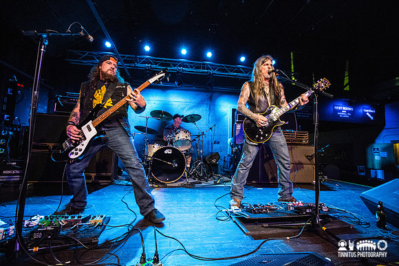 Spirit Caravan in concert
