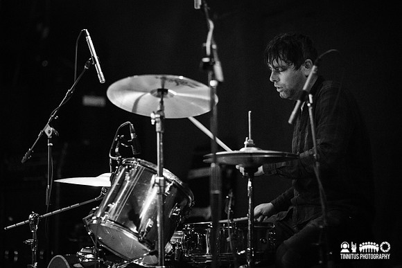 Six Organs Of Admittance in concert