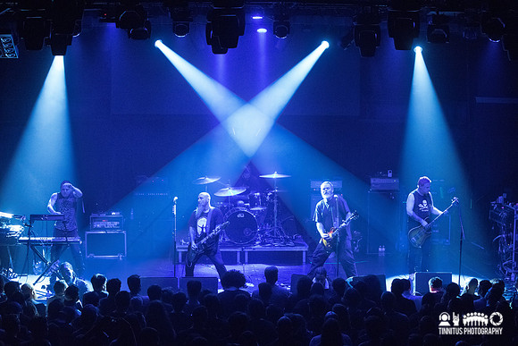 Neurosis in concert