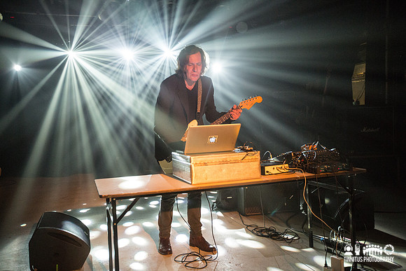 Fennesz in concert