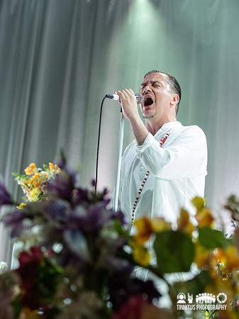 Faith No More in concert
