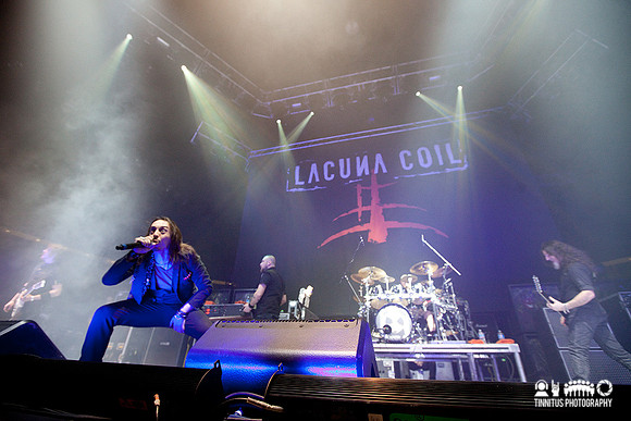 Lacuna Coil in concert