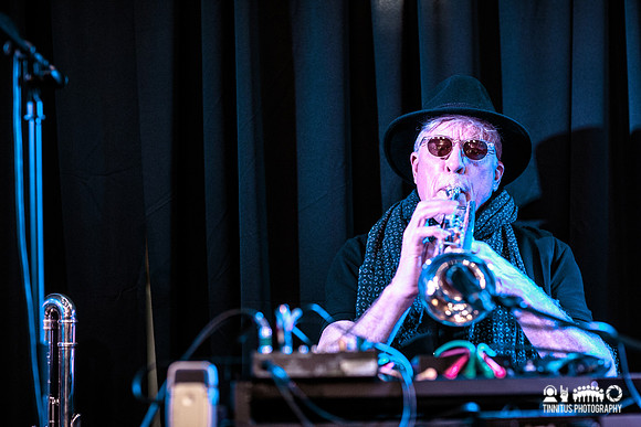 Rhys Chatham in concert